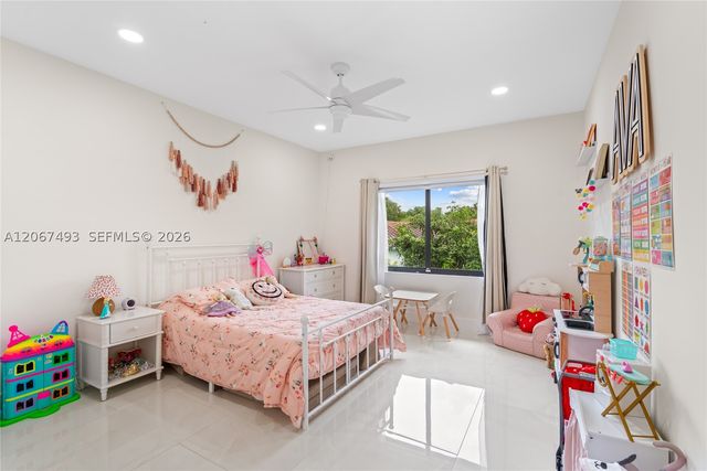 5720 SW 128th St, Pinecrest, FL 33156