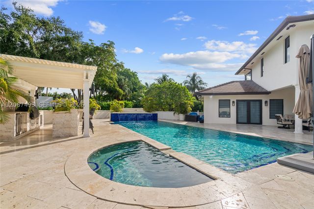 5720 SW 128th St, Pinecrest, FL 33156