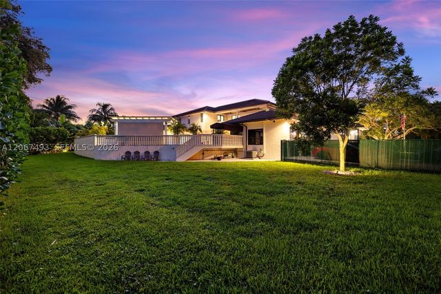 5720 SW 128th St, Pinecrest, FL 33156