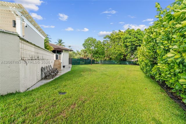 5720 SW 128th St, Pinecrest, FL 33156