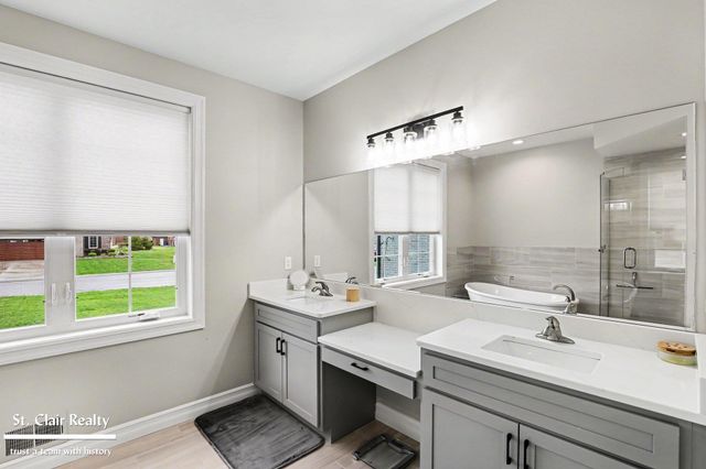 3143 Regatta Lane, St Clair Twp, MI 48079