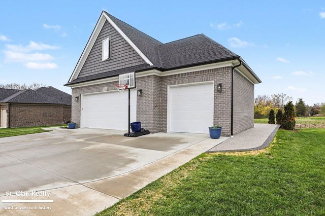 3143 Regatta Lane, St Clair Twp, MI 48079