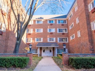 800 Washington Boulevard 201, Oak Park, IL 60302