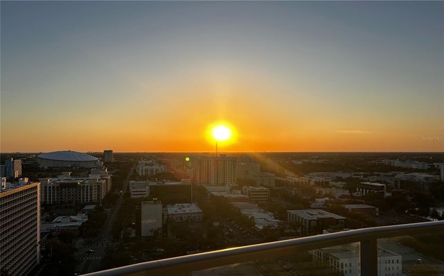 400 CENTRAL AVENUE 2001, St Petersburg, FL 33701