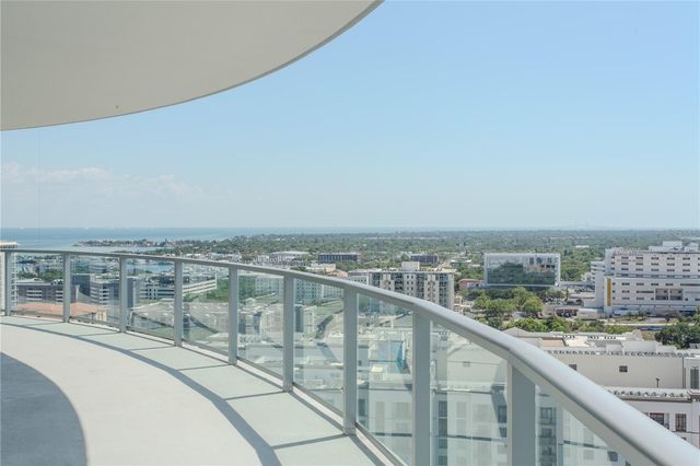 400 CENTRAL AVENUE 2001, St Petersburg, FL 33701