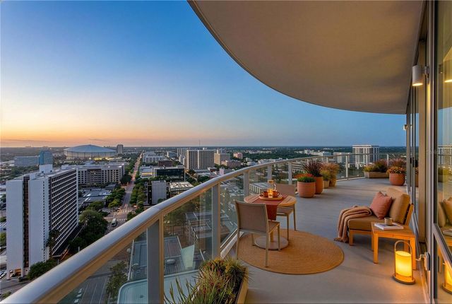 400 CENTRAL AVENUE 2001, St Petersburg, FL 33701