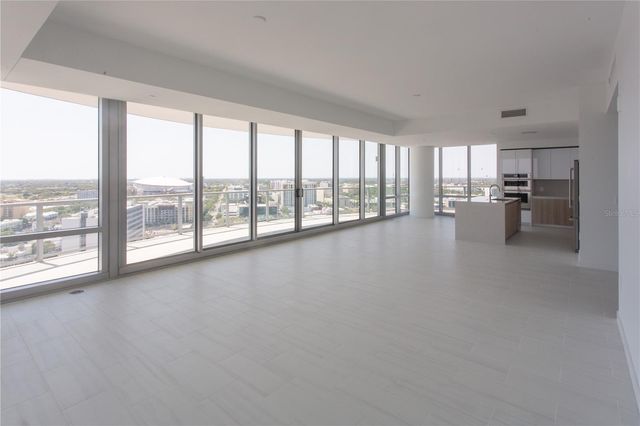 400 CENTRAL AVENUE 2001, St Petersburg, FL 33701