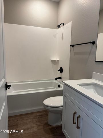7762 W HAYWARD Avenue, Glendale, AZ 85303