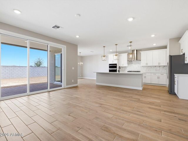 7762 W HAYWARD Avenue, Glendale, AZ 85303
