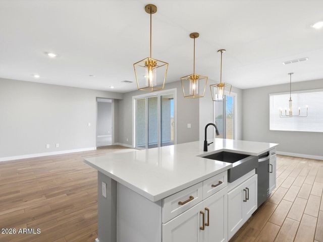 7762 W HAYWARD Avenue, Glendale, AZ 85303