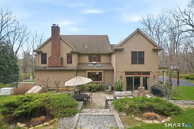 281 Newtown Turnpike, Redding, CT 06896