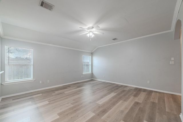 834 Elkhart Street, Houston, TX 77091