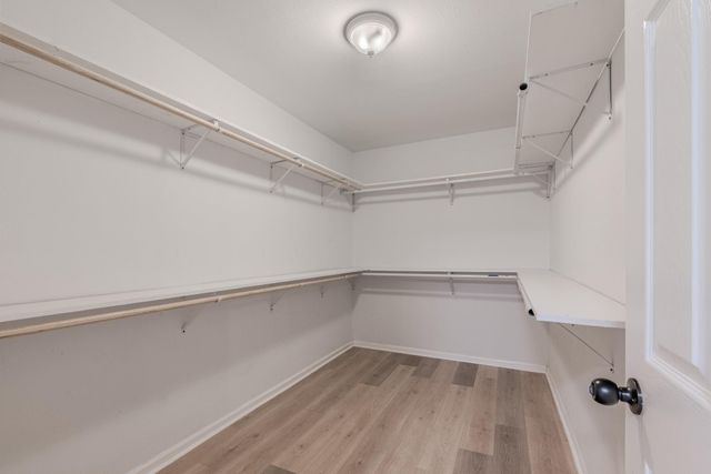 834 Elkhart Street, Houston, TX 77091