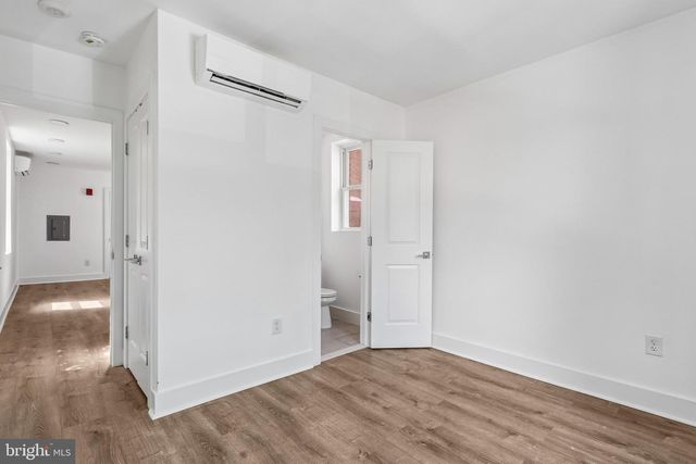 1821 T ST NW, Washington, DC 20009