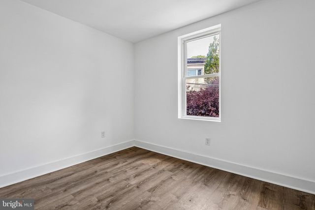 1821 T ST NW, Washington, DC 20009