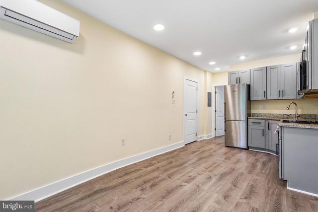1821 T ST NW, Washington, DC 20009