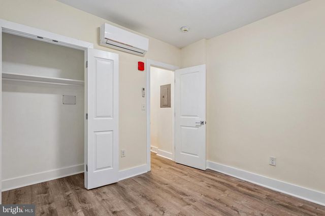 1821 T ST NW, Washington, DC 20009