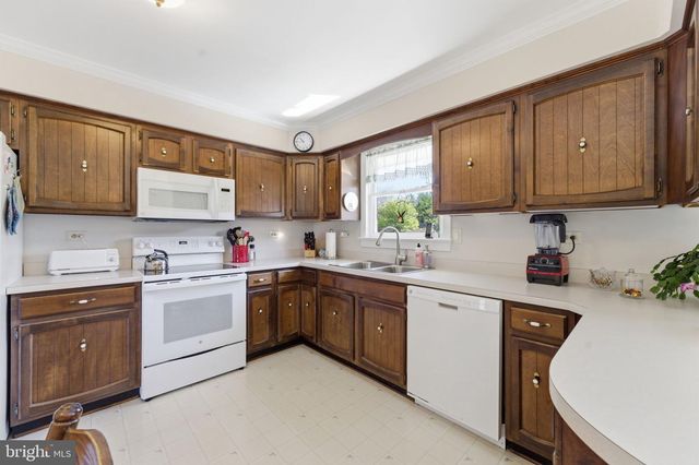 6163 GEORGETOWN RD, Broad Run, VA 20137