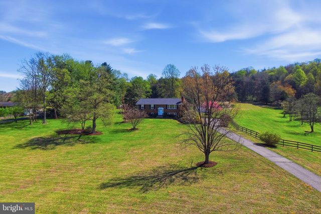 6163 GEORGETOWN RD, Broad Run, VA 20137