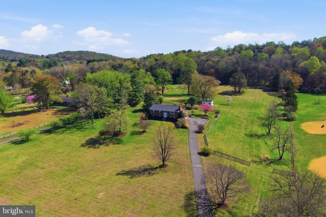 6163 GEORGETOWN RD, Broad Run, VA 20137