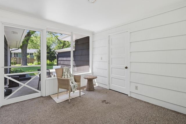 6340 Tingdale Avenue, Edina, MN 55439