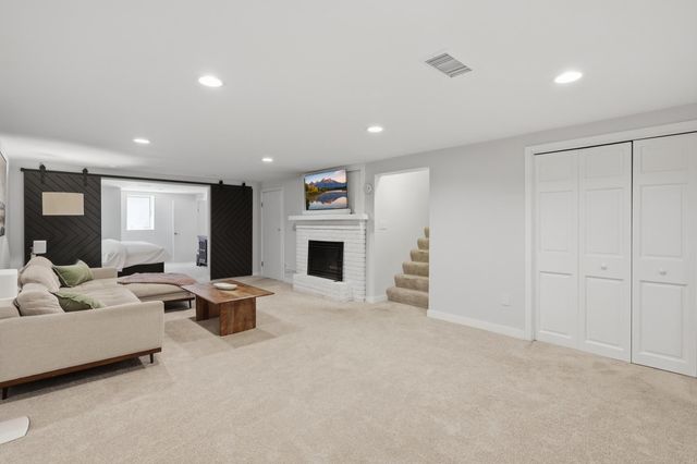 6340 Tingdale Avenue, Edina, MN 55439