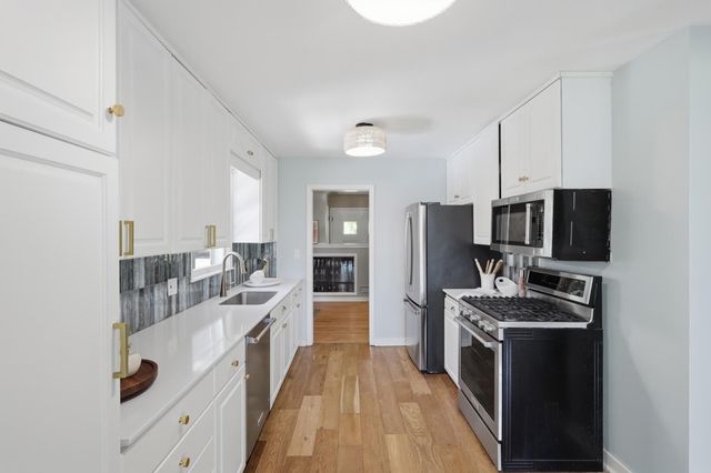6340 Tingdale Avenue, Edina, MN 55439
