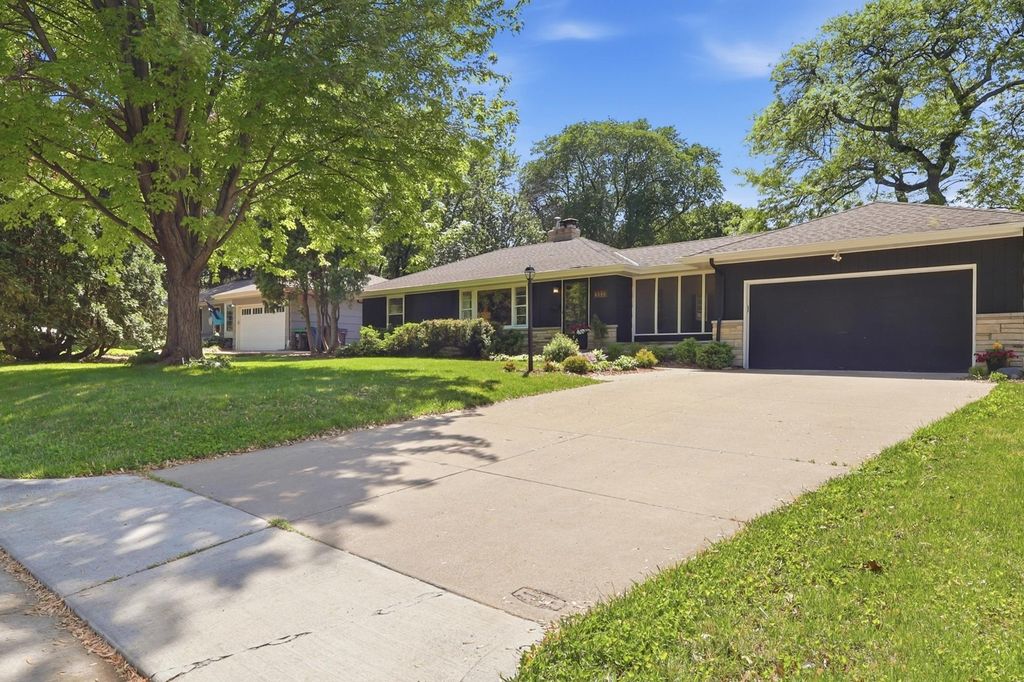6340 Tingdale Avenue, Edina, MN 55439