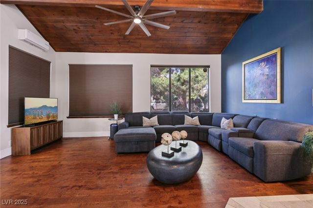 3140 Montessouri Street, Las Vegas, NV 89117