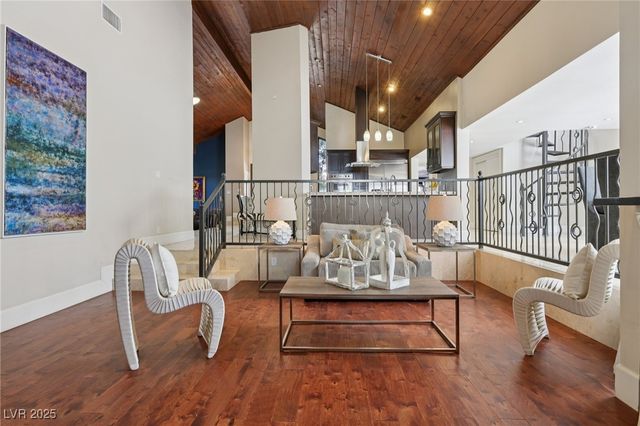 3140 Montessouri Street, Las Vegas, NV 89117