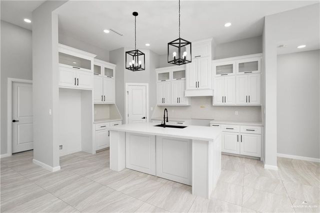 3108 E Rabbit Run Avenue, Mission, TX 78572