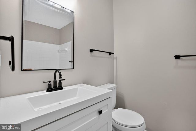2421 YORK CT, Waldorf, MD 20602