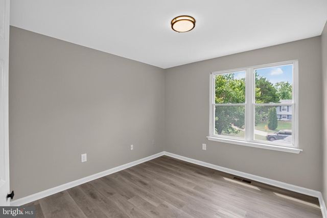 2421 YORK CT, Waldorf, MD 20602