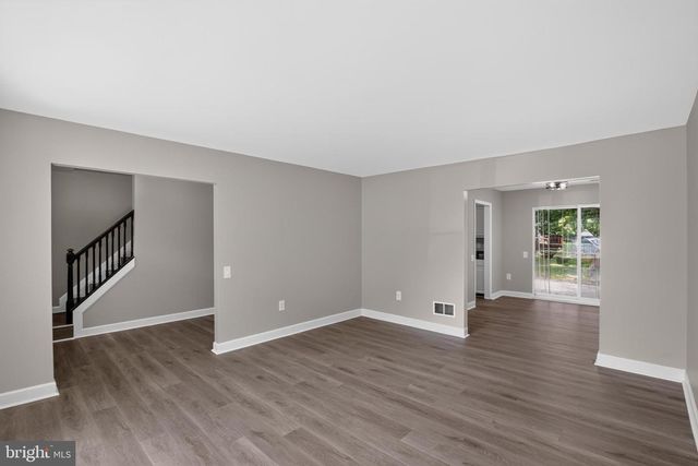2421 YORK CT, Waldorf, MD 20602