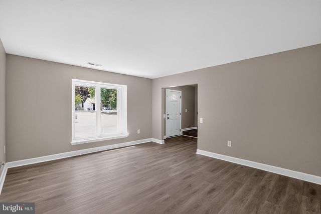 2421 YORK CT, Waldorf, MD 20602