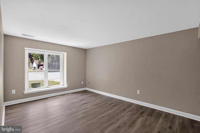 2421 YORK CT, Waldorf, MD 20602