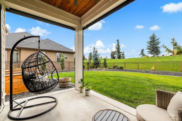 1523 N Morehouse Ave, Eagle, ID 83616