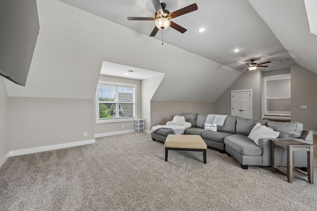 1211 Ballentrace Blvd, Lebanon, TN 37087