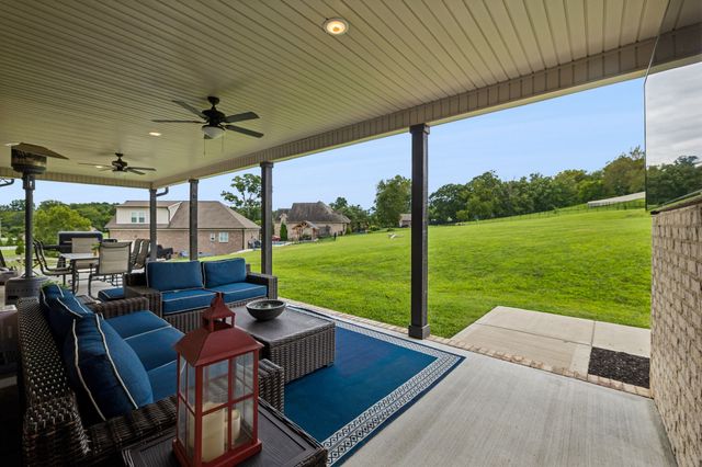 1211 Ballentrace Blvd, Lebanon, TN 37087