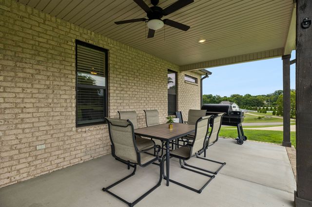 1211 Ballentrace Blvd, Lebanon, TN 37087