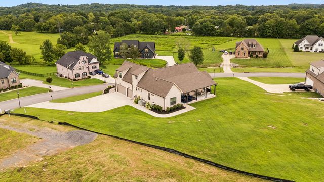 1211 Ballentrace Blvd, Lebanon, TN 37087