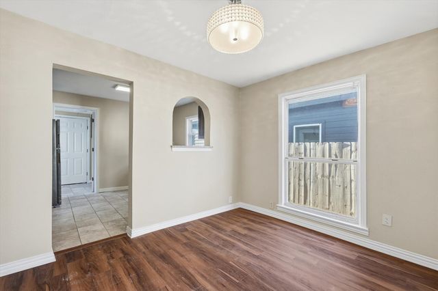 2838 Frost Avenue, Dallas, TX 75215