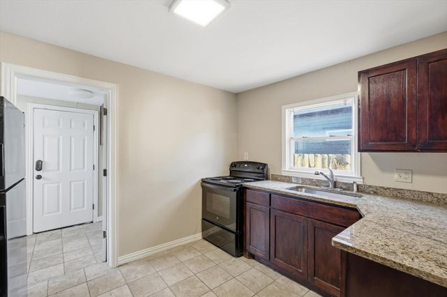 2838 Frost Avenue, Dallas, TX 75215