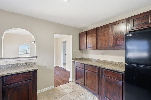 2838 Frost Avenue, Dallas, TX 75215