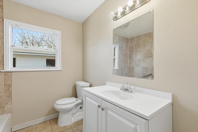 2838 Frost Avenue, Dallas, TX 75215