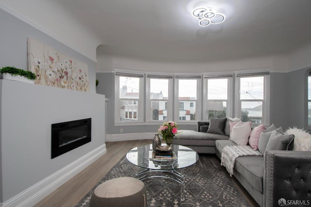 1482 18th Avenue, San Francisco, CA 94122