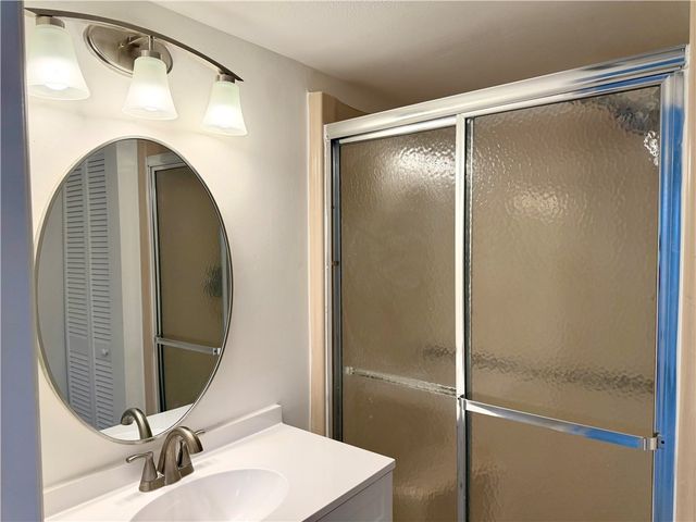 400 18th Street B4, Vero Beach, FL 32960