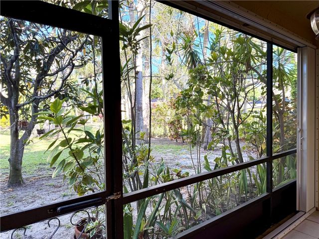 400 18th Street B4, Vero Beach, FL 32960