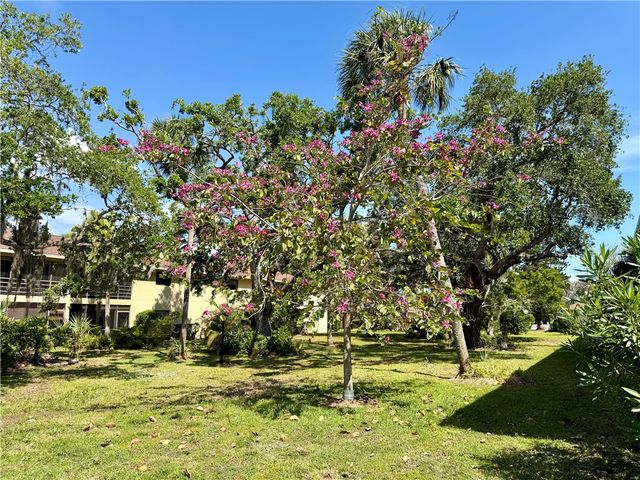 400 18th Street B4, Vero Beach, FL 32960