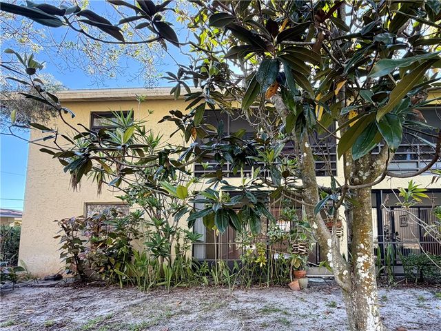 400 18th Street B4, Vero Beach, FL 32960